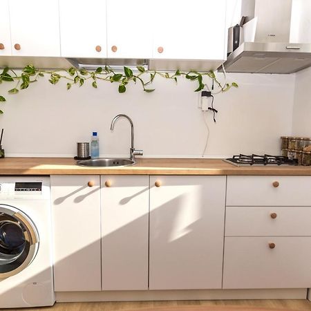 Apartamentul Cu Plante Etaj 4 Mangalya Dış mekan fotoğraf